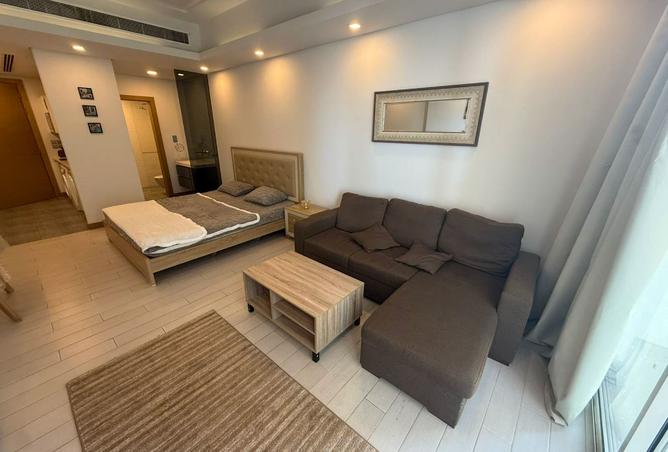 986392 - Property Image 2