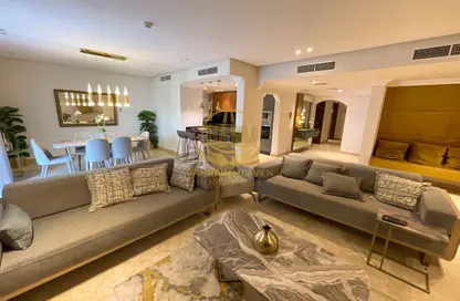 Apartment - 3 Bedrooms - 3 Bathrooms for rent in Tubli - Central Governorate