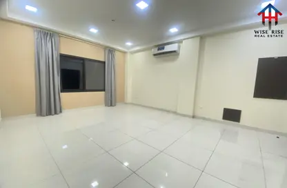 Empty Room image for: Apartment - 2 Bedrooms - 2 Bathrooms for rent in Adliya - Manama - Capital Governorate, Image 1