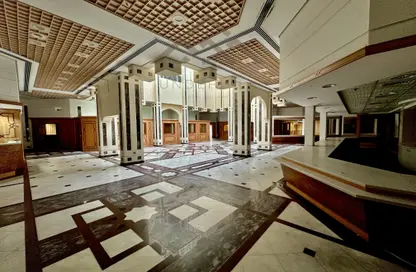 Office Space - Studio - 7+ Bathrooms for rent in Exhibition Road - Hoora - Capital Governorate
