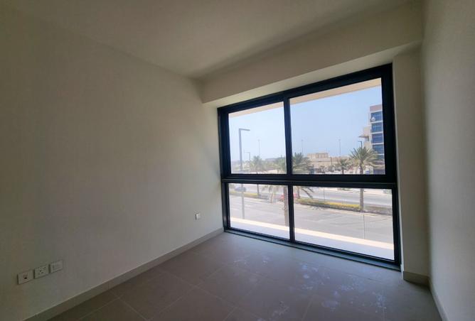 957985 - صورة العقار 2