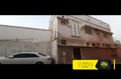 Outdoor Building image for: Villa - 4 Bathrooms for sale in Muharraq - Muharraq Governorate, Image 1