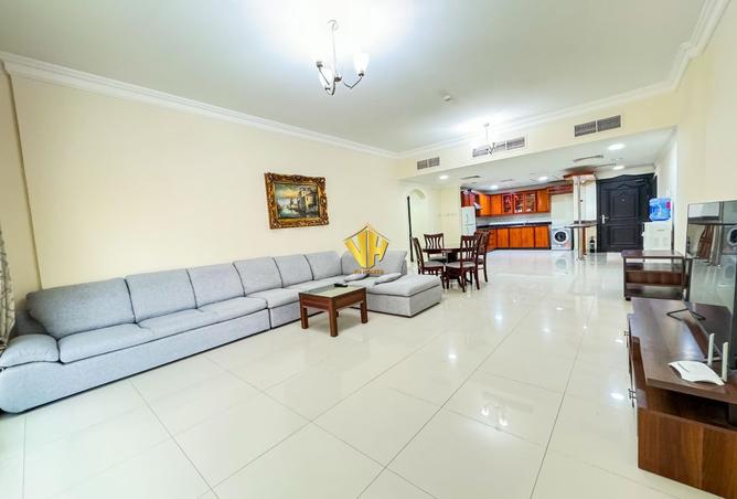 992234 - Property Main Image