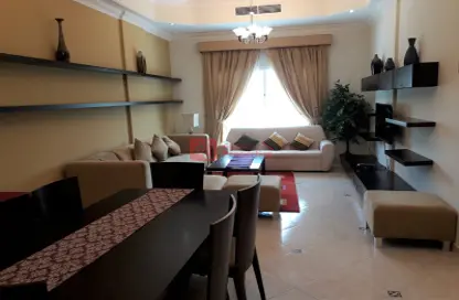 شقة - 2 غرف نوم - 2 حمامات للايجار في القفول - المنامة - محافظة العاصمة