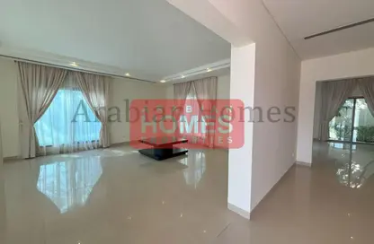 Villa - 4 Bedrooms - 5 Bathrooms for rent in Saar - Northern Governorate