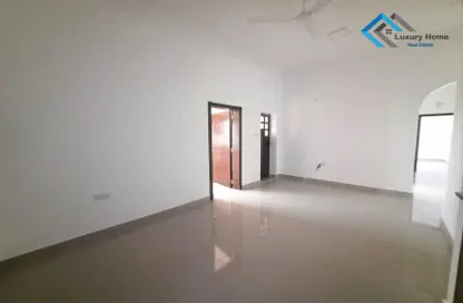 Empty Room image for: Apartment - 3 Bedrooms - 3 Bathrooms for rent in Arad - Muharraq Governorate, Image 1