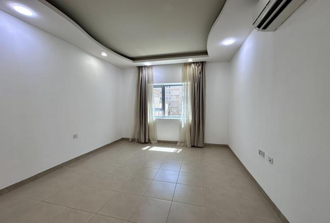 967188 - Property Image 2