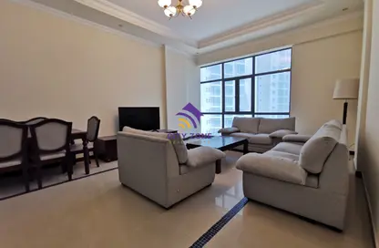 Apartment - 3 Bedrooms - 3 Bathrooms for rent in Al Juffair - Capital Governorate