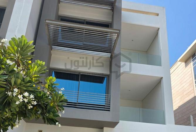 967312 - Property Image 3