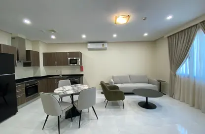 Apartment - 1 Bedroom - 1 Bathroom for rent in Al Burhama - Manama - Capital Governorate