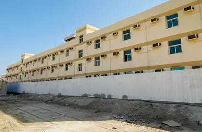 سكن عمال - استوديو - 7 حمامات للايجار في توبلي - المحافظة الوسطى