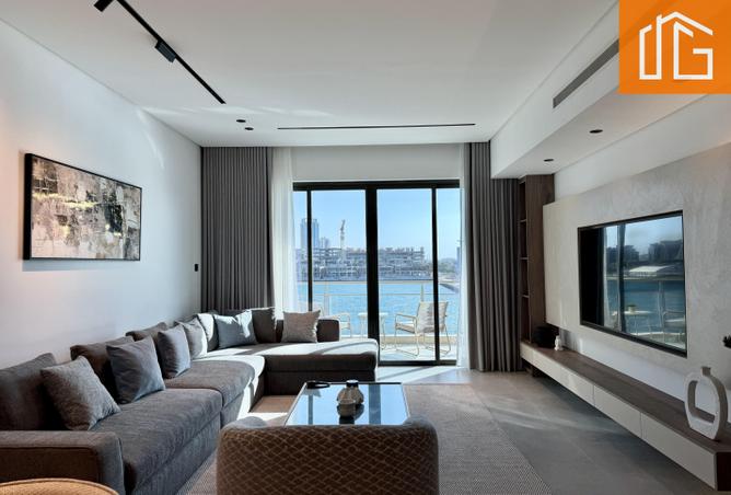 989850 - Property Image 2