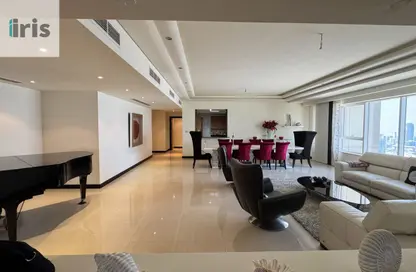 Apartment - 4 Bedrooms - 4 Bathrooms for rent in Abraj Al Lulu - Manama - Capital Governorate