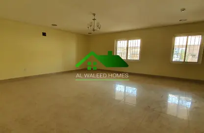 Apartment - 2 Bedrooms - 2 Bathrooms for rent in Arad - Muharraq Governorate