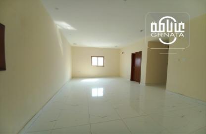 Apartment - 2 Bedrooms - 2 Bathrooms for rent in alnaim - Manama - Capital Governorate