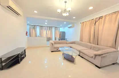Apartment - 2 Bedrooms - 2 Bathrooms for rent in Al Juffair - Capital Governorate