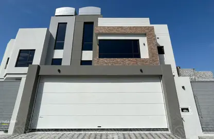 Villa - 3 Bedrooms - 4 Bathrooms for sale in Bani Jamra - Northern Governorate