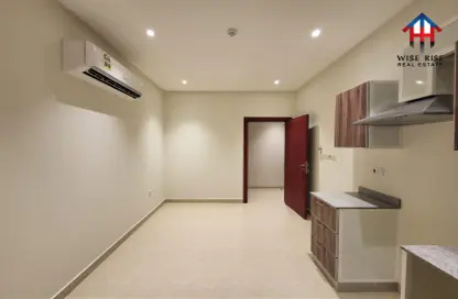 Apartment - 1 Bedroom - 1 Bathroom for rent in Hidd - Muharraq Governorate