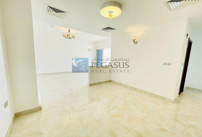 572000 - Property Image 3