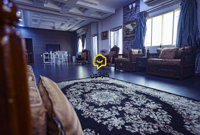 967599 - Property Image 2