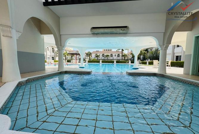 978649 - Property Image 3