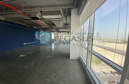 Parking image for: Office Space - Studio - 2 Bathrooms for rent in Seef - Capital Governorate, Image 1