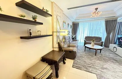 Apartment - 2 Bedrooms - 3 Bathrooms for rent in Reef Island - Capital Governorate Apartment - 2 Bedrooms - 3 Bathrooms for rent in Reef Island - Capital Governorate