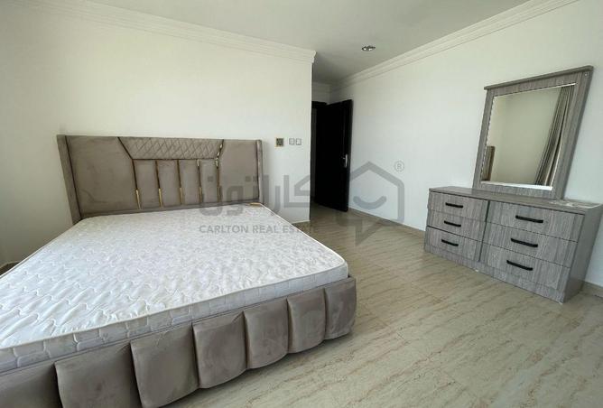 954381 - Property Image 2