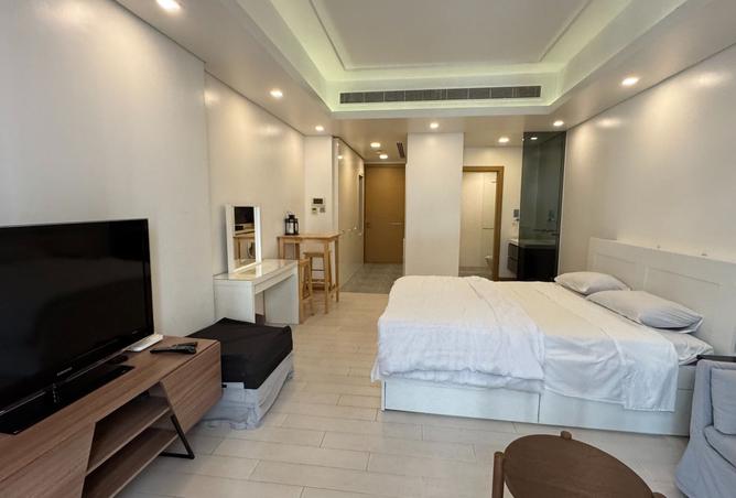 976425 - Property Image 3