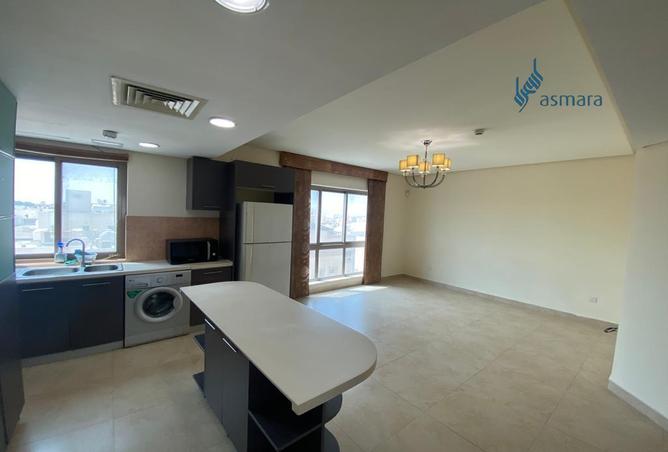 956574 - Property Image 2
