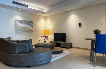 Apartment - 1 Bedroom - 2 Bathrooms for rent in Diplomatic Area - Manama - Capital Governorate