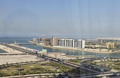 شقة - 4 غرف نوم - 5 حمامات للبيع في أبراج اللولو - المنامة - محافظة العاصمة