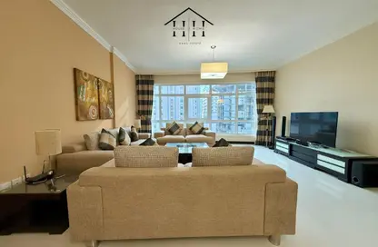 Apartment - 3 Bedrooms - 3 Bathrooms for rent in Al Juffair - Capital Governorate