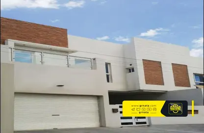 فيلا - 6 غرف نوم - 6 حمامات للبيع في الحد - المحرق