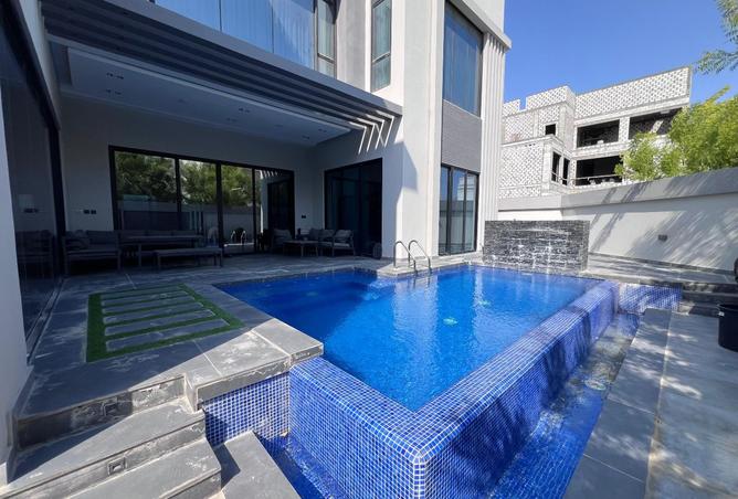 962631 - Property Image 2