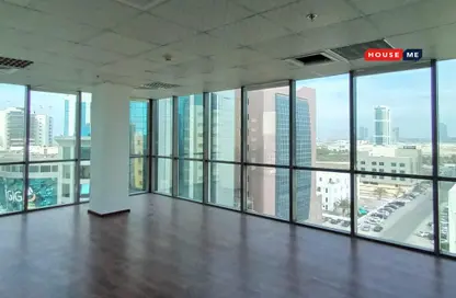 Office Space - Studio - 3 Bathrooms for rent in Seef - Capital Governorate