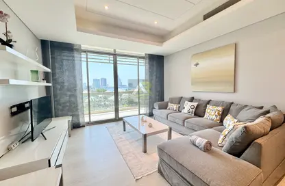 Apartment - 3 Bedrooms - 3 Bathrooms for rent in Reef Island - Capital Governorate