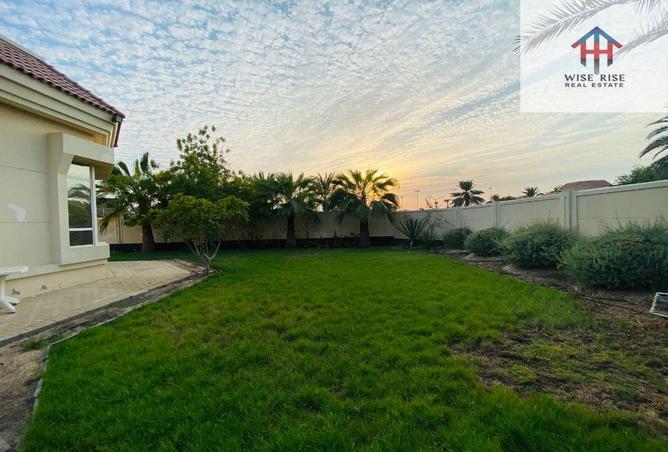 952639 - Property Image 2