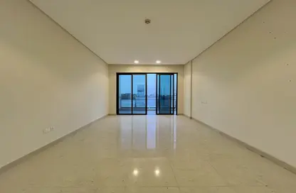Apartment - 1 Bedroom - 2 Bathrooms for sale in Reef Island - Capital Governorate