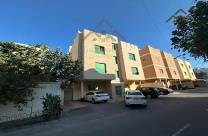 Whole Building - Studio - 7+ Bathrooms for sale in Hidd - Muharraq Governorate