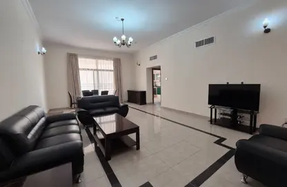 Apartment - 2 Bedrooms - 2 Bathrooms for rent in Al Juffair - Capital Governorate