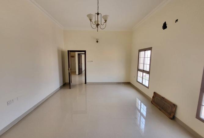 979191 - Property Image 2