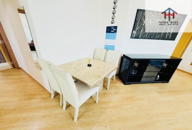 956127 - Property Image 3