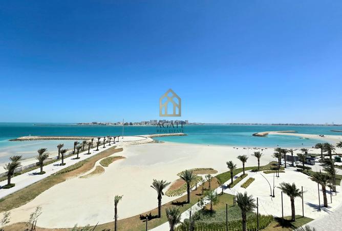 982421 - Property Image 3