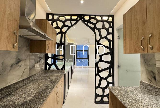 965037 - Property Image 2