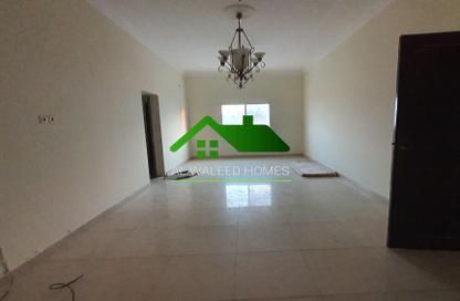 Apartment - 4 Bedrooms - 4 Bathrooms for rent in Arad - Muharraq Governorate
