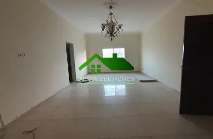 Apartment - 4 Bedrooms - 4 Bathrooms for rent in Arad - Muharraq Governorate