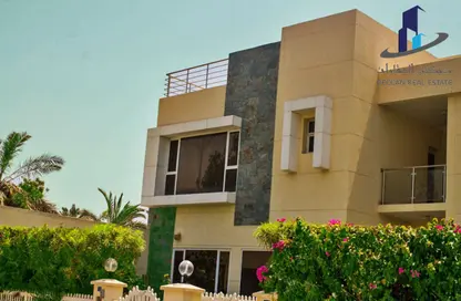 فيلا - 3 غرف نوم - 4 حمامات للايجار في الجنبية - المحافظة الشمالية