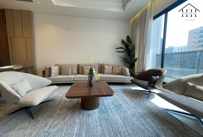 960573 - Property Image 2