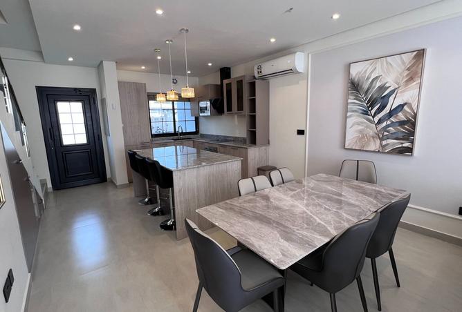 955587 - Property Image 3